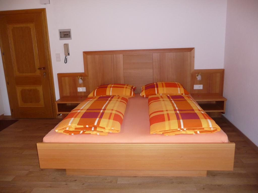 Apartments Ferdigg San Lorenzo di Sebato Bagian luar foto